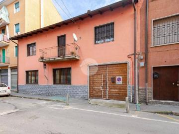Villa in vendita a Baranzate MI