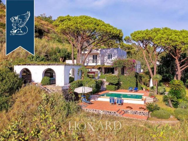 Villa in vendita a Barano d'Ischia NA