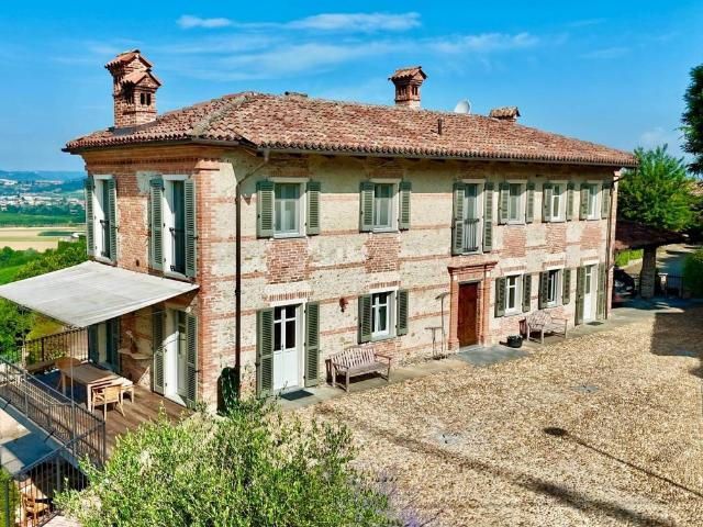 Villa in vendita a Barbaresco CN