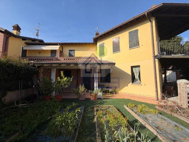Villa in vendita a Barbariga BS