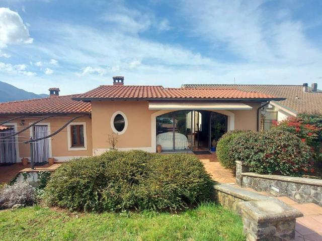 Villa in vendita a Barga LU