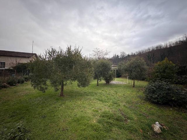 Villa in vendita a Barga LU
