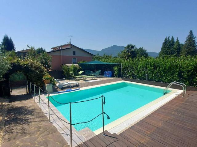 Villa in vendita a Barga LU