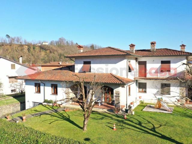 Villa in vendita a Barga LU