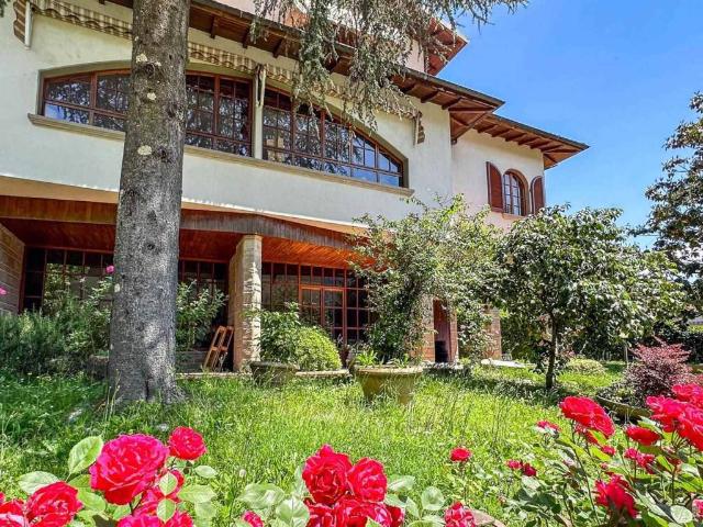 Villa in vendita a Barga LU