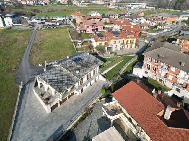 Villa in vendita a Barge CN