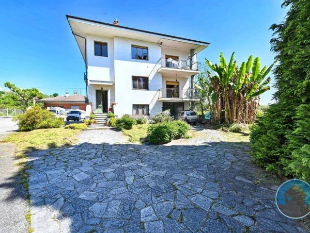 Villa in vendita a Barge CN
