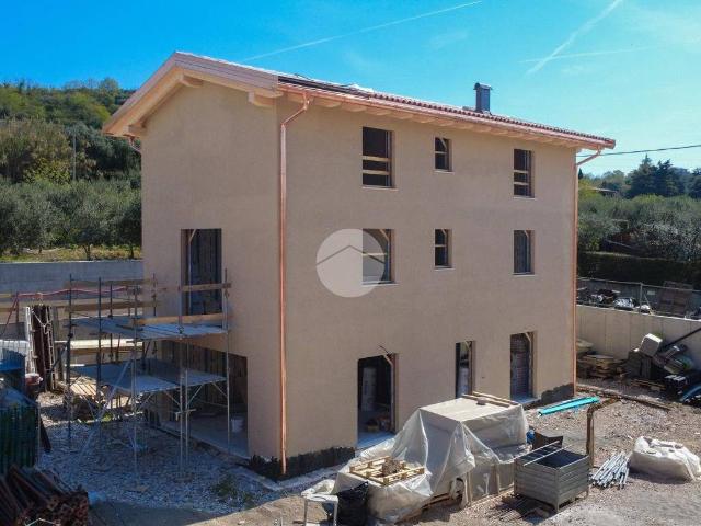Villa in vendita a Bardolino VR