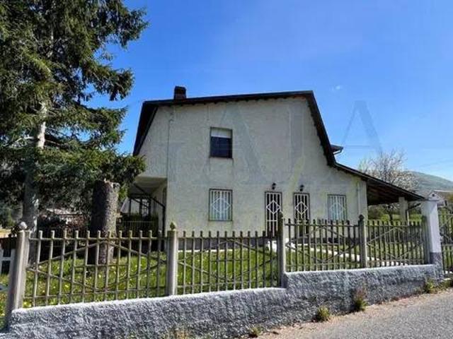 Villa in vendita a Bardineto SV