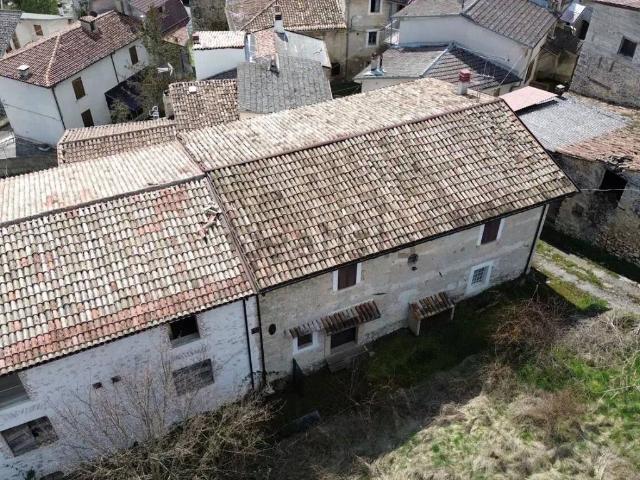 Villa in vendita a Barete AQ