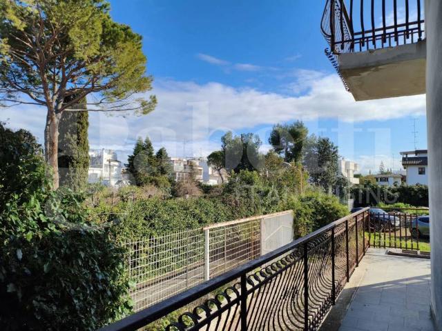 Villa in vendita a Bari BA