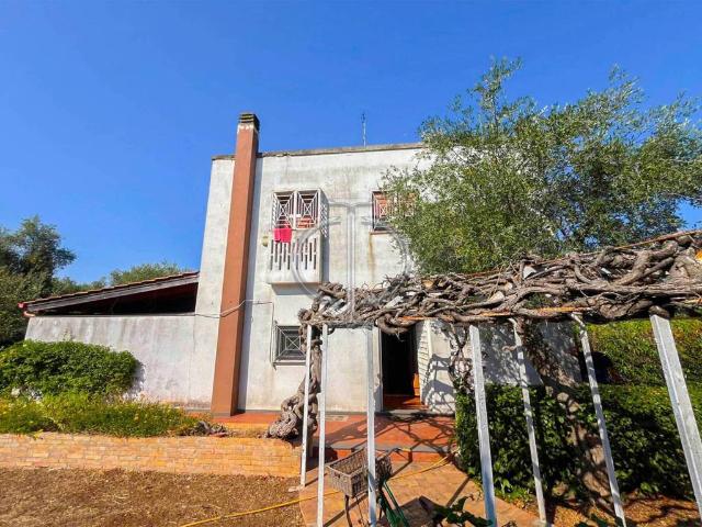 Villa in vendita a Bari BA