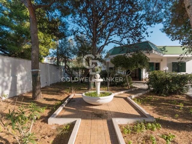 Villa in vendita a Bari BA