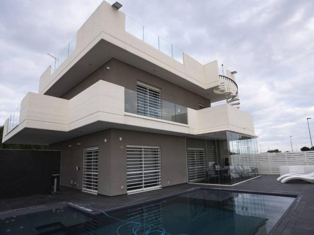 Villa in vendita a Bari BA