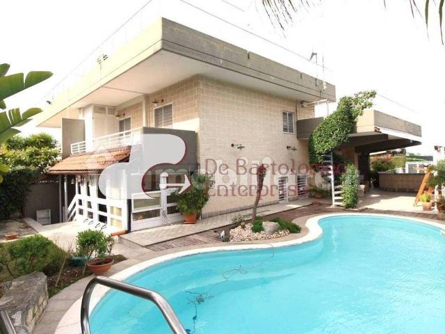 Villa in vendita a Bari BA