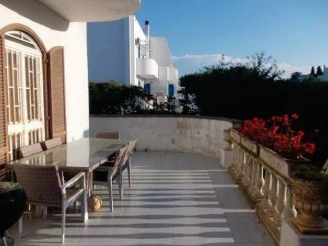 Villa in vendita a Bari BA