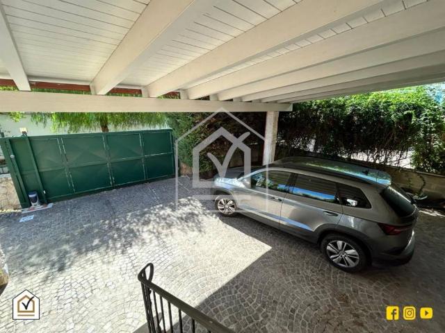 Villa in vendita a Bari BA