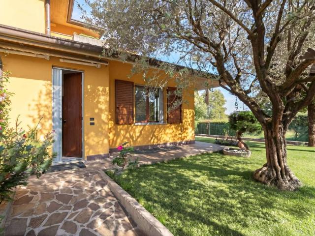 Villa in vendita a Barzana BG
