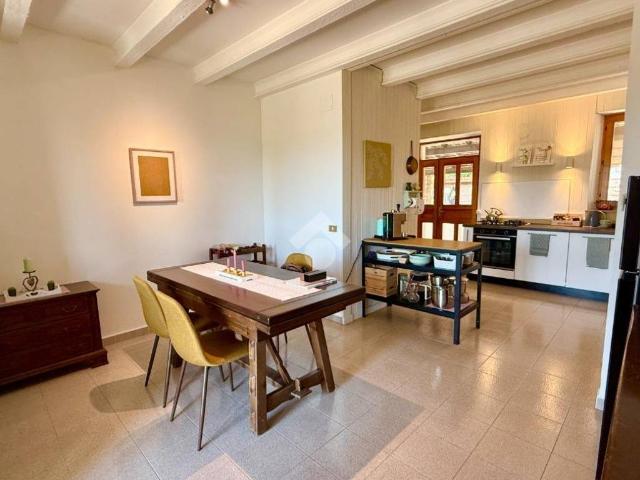 Villa in vendita a Baschi TR