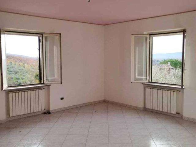 Villa in vendita a Baschi TR