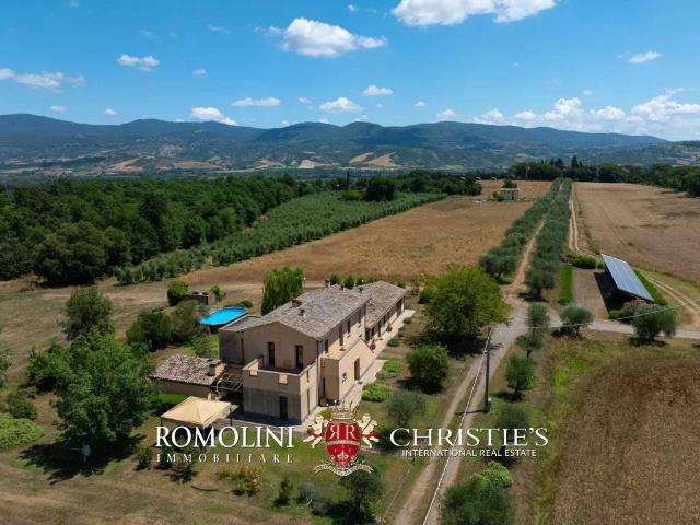 Villa in vendita a Baschi TR