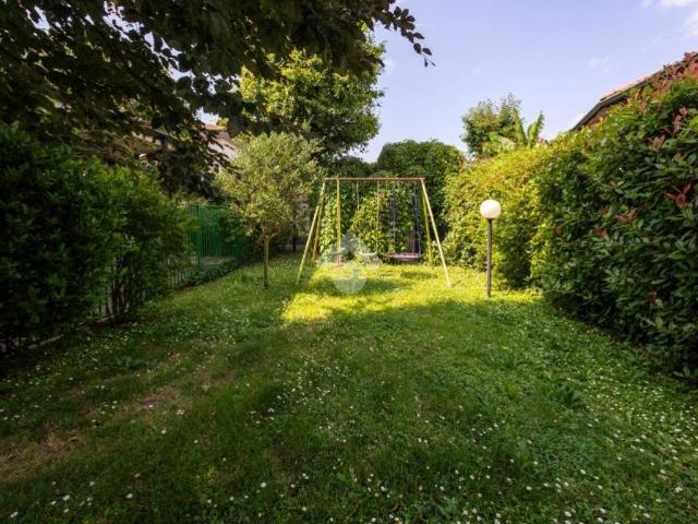 Villa in vendita a Basiano MI