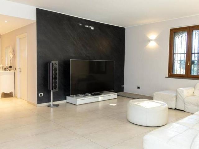Villa in vendita a Basiglio MI