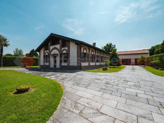 Villa in vendita a Basiglio MI