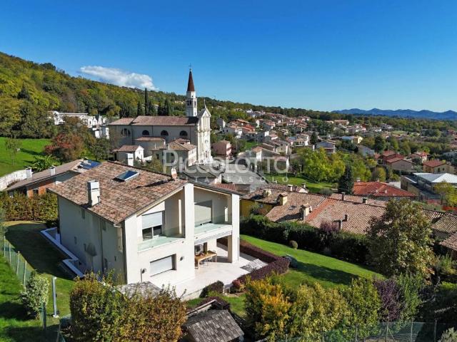 Villa in vendita a Bassano del Grappa VI