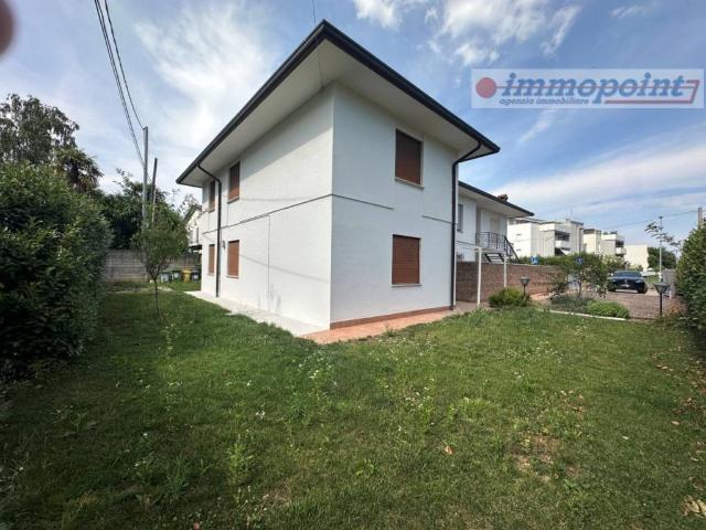 Villa in vendita a Bassano del Grappa VI