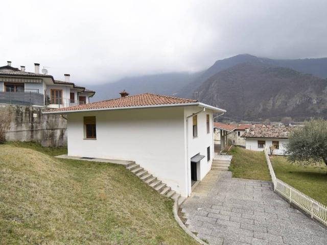 Villa in vendita a Bassano del Grappa VI