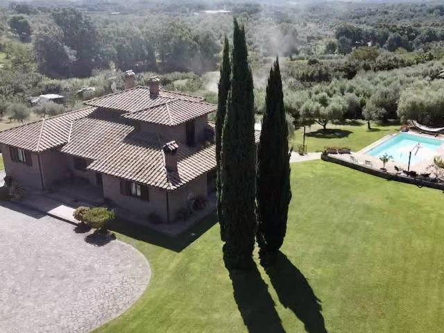 Villa in vendita a Bassano in Teverina
