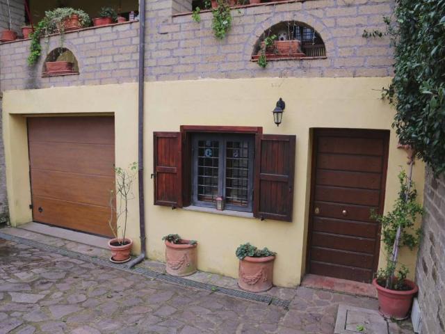 Villa in vendita a Bassano Romano VT