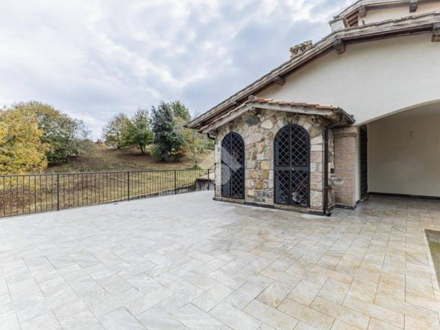 Villa in vendita a Bassano Romano VT