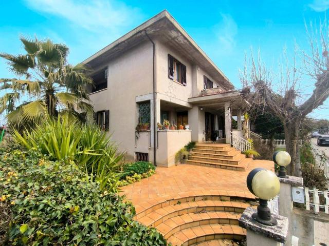 Villa in vendita a Bastia Umbra PG