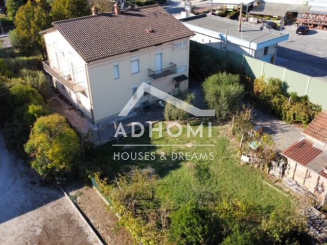 Villa in vendita a Bastia Umbra