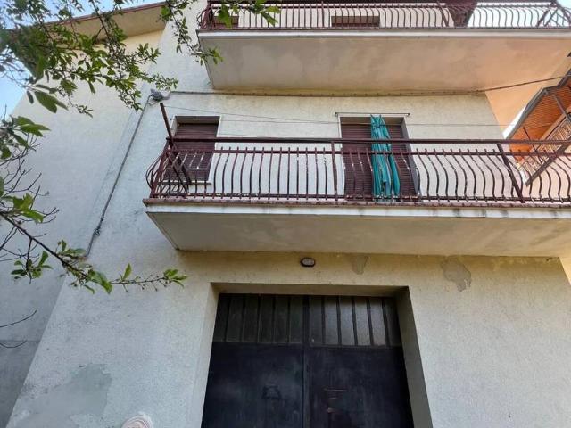 Villa in vendita a Bettola PC