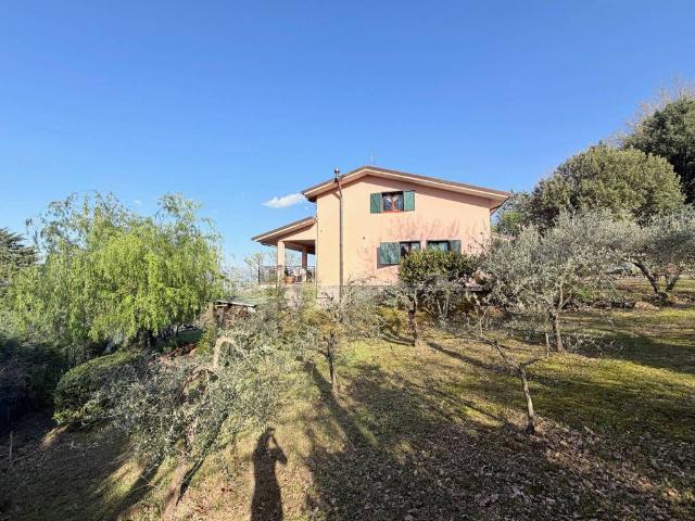 Villa in vendita a Bettona PG