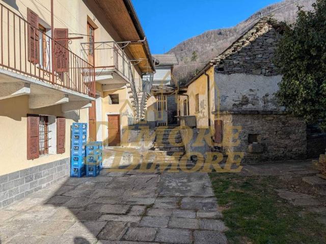 Villa in vendita a Beura Cardezza VB