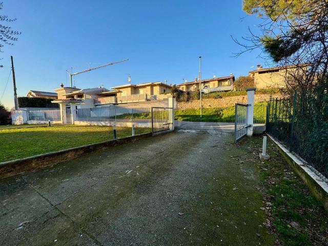 Villa in vendita a Bedizzole