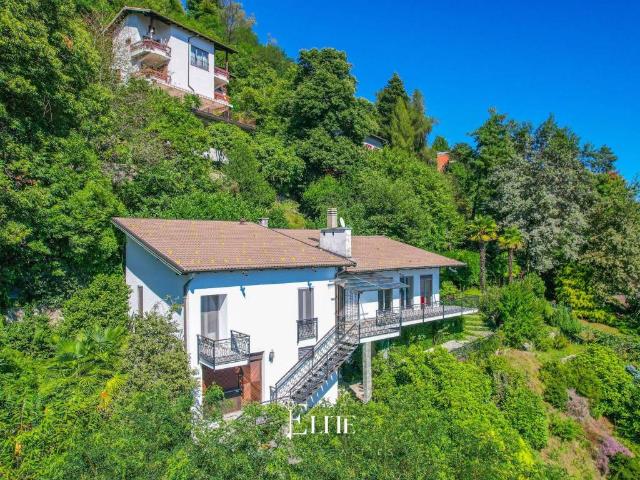 Villa in vendita a Bee VB