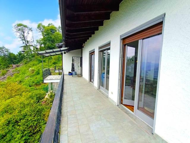 Villa in vendita a Bee VB
