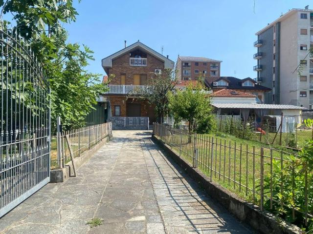 Villa in vendita a Beinasco TO