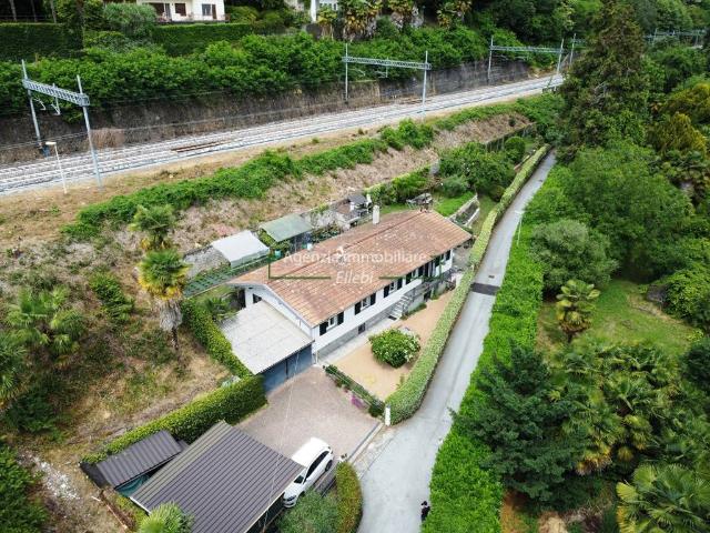 Villa in vendita a Belgirate VB