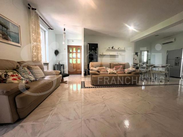 Villa in vendita a Bellona
