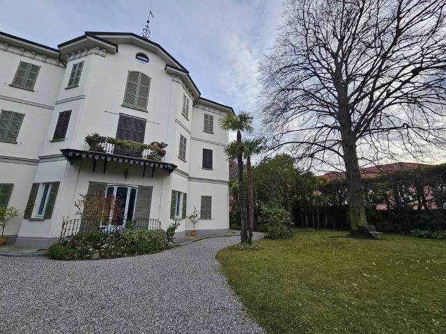 Villa in vendita a Bellano LC