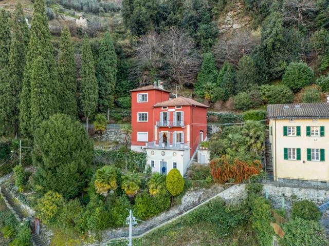 Villa in vendita a Bellano LC