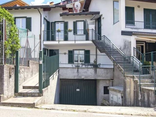 Villa in vendita a Bellano LC