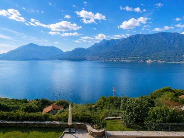 Villa in vendita a Bellano LC