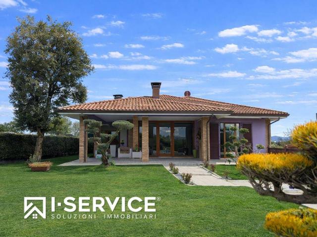 Villa in vendita a Bellaria Igea Marina RN